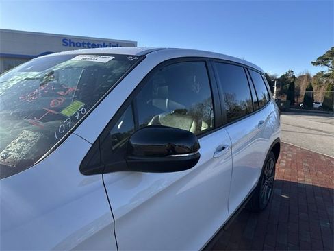 Used 2021 Honda Passport EX-L image 3