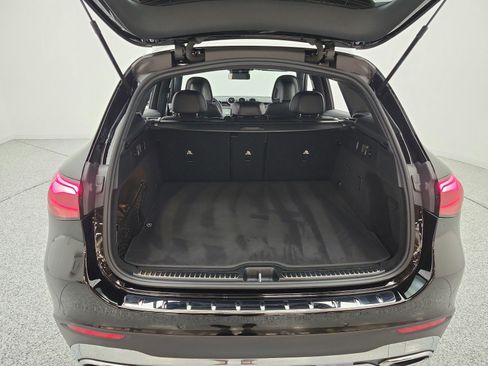 Certified 2026 Mercedes-Benz GLC 300 image 19