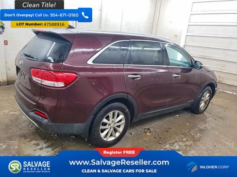 Used 2017 Kia Sorento AWD w/ LX V6 Convenience Package image 4
