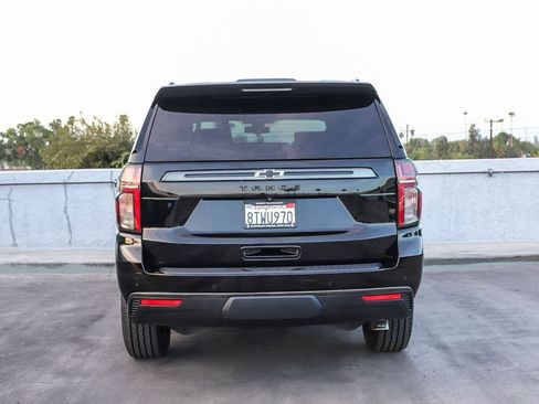 Used 2021 Chevrolet Tahoe Z71 w/ Z71 Signature Package AWD/4WD image 8