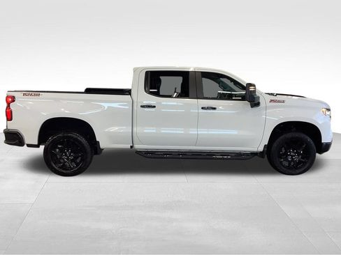 Used 2022 Chevrolet Silverado 1500 LT Trail Boss w/ Protection Package AWD/4WD image 9