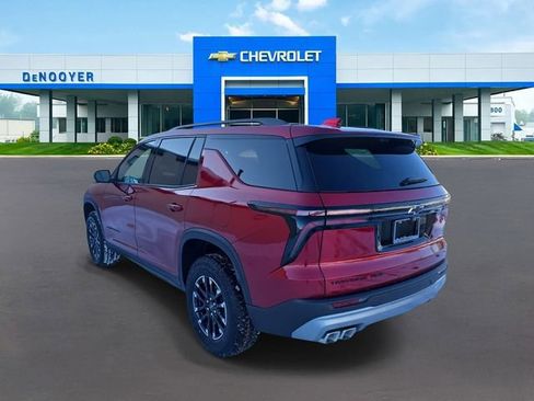 New 2026 Chevrolet Traverse Z71 w/ Enhanced Driving Package image 7