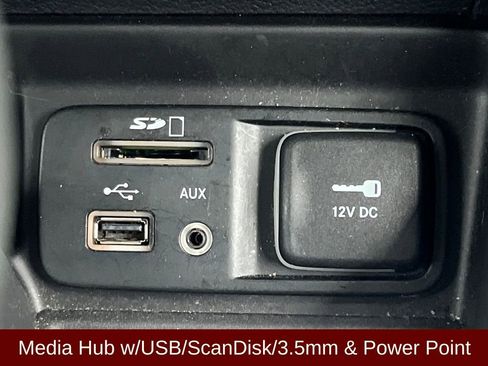 Used 2017 Jeep Cherokee Overland image 13