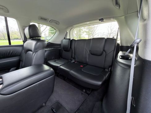 Used 2021 Nissan Armada SL w/ Captain's Chairs Package AWD/4WD image 27