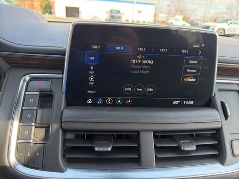 Used 2021 Chevrolet Tahoe High Country image 14