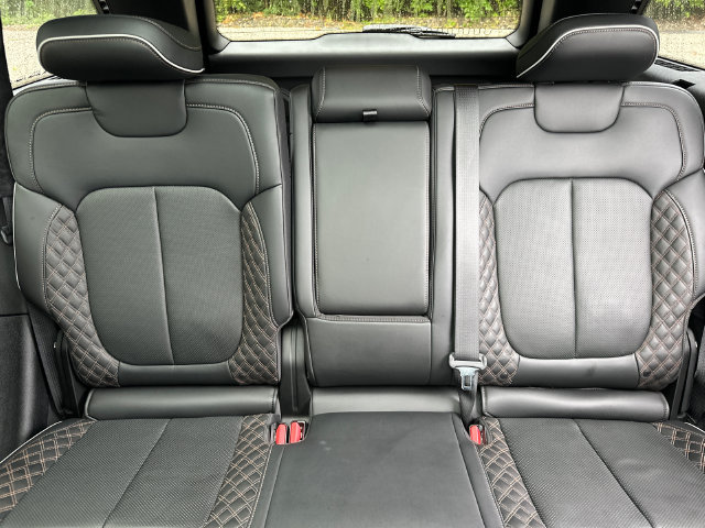 Used 2022 Jeep Grand Cherokee Summit AWD/4WD image 39