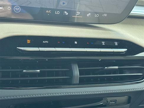 New 2026 Buick Enclave Preferred w/ Power Package image 25