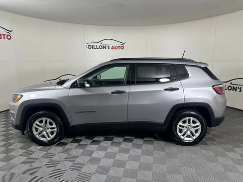 Used 2018 Jeep Compass Sport FWD image 3