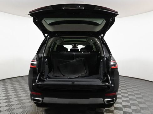 Certified 2024 BMW X7 xDrive40i w/ Premium Package image 39