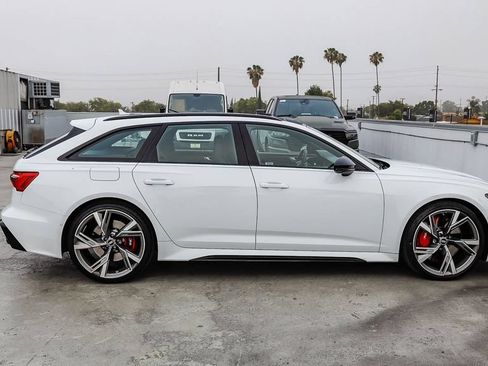 Used 2021 Audi RS 6 w/ Executive Package AWD/4WD image 13
