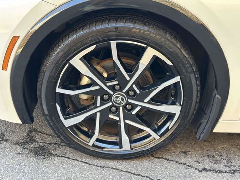 Used 2024 Toyota Prius Prime image 11