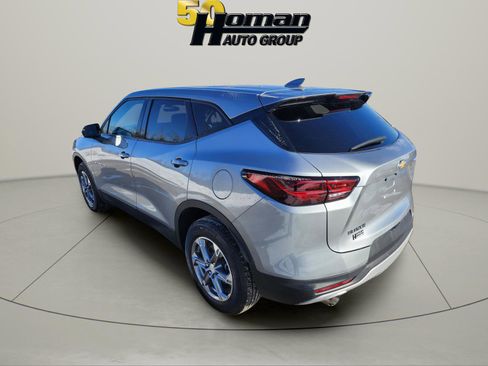 Used 2024 Chevrolet Blazer LT image 3