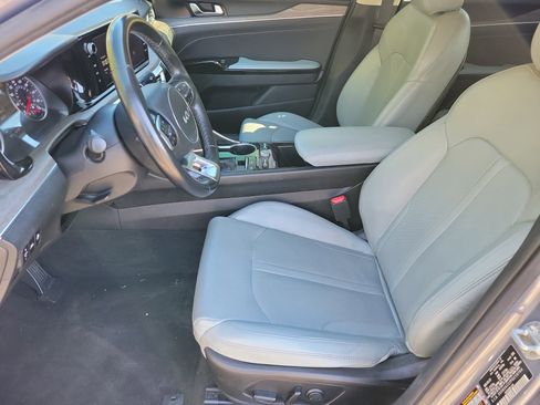Used 2023 Kia K5 EX image 6