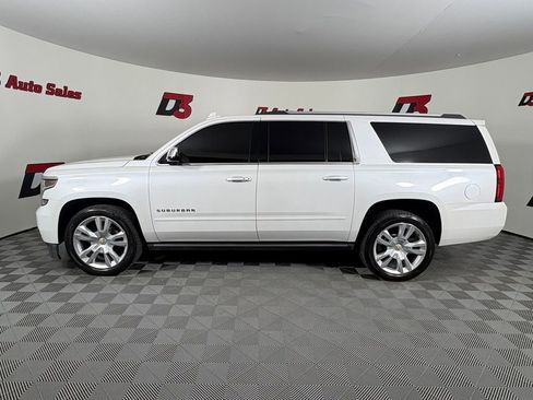 Used 2017 Chevrolet Suburban Premier AWD/4WD image 3
