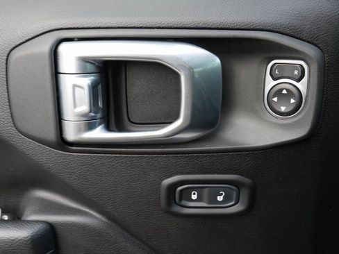 Used 2023 Jeep Wrangler Unlimited Rubicon w/ Dual Top Group image 15