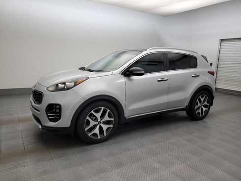 Used 2017 Kia Sportage SX FWD image 2