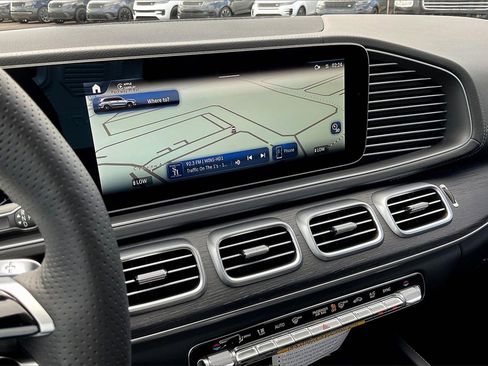 New 2026 Mercedes-Benz GLS 450 4MATIC image 7