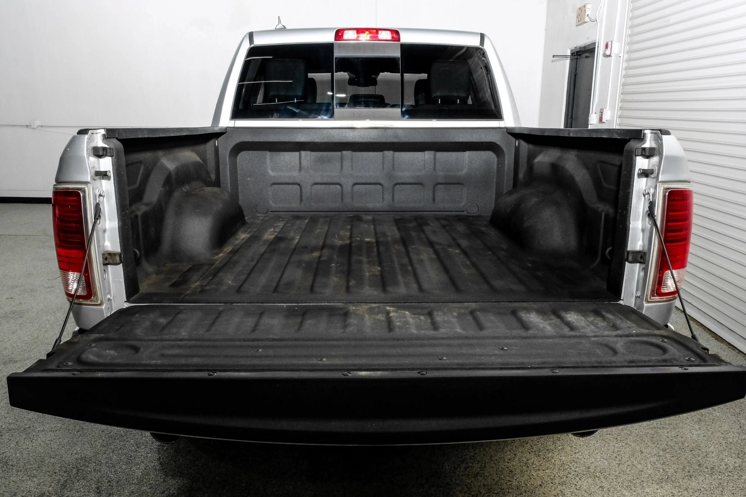 Used 2015 RAM 1500 Laramie w/ Convenience Group AWD/4WD image 70