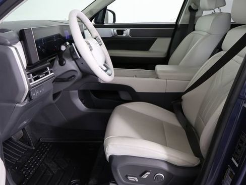 Used 2025 Hyundai Santa Fe SEL FWD image 21