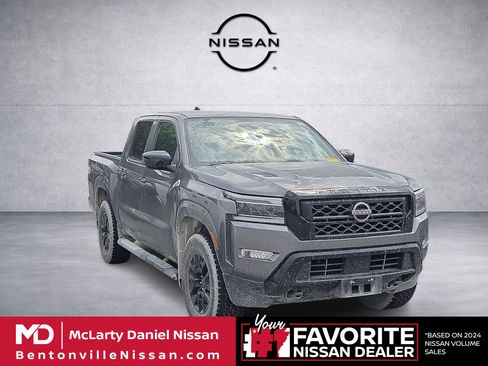 Used 2023 Nissan Frontier SV w/ Midnight Edition Package AWD/4WD image 1