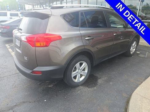 Used 2014 Toyota RAV4 XLE AWD/4WD image 8