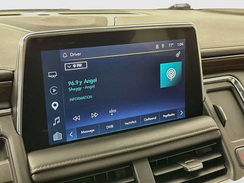 Used 2023 Chevrolet Suburban High Country AWD/4WD image 15