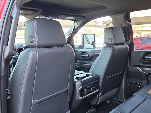 Used 2021 GMC Sierra 2500 AT4 w/ AT4 Premium Plus Package image 10