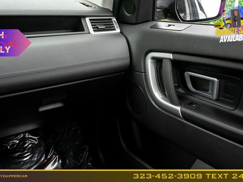 Used 2017 Land Rover Discovery Sport SE AWD/4WD image 22