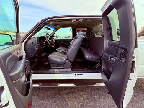 Used 2001 GMC Sierra 2500 4x4 Extended Cab HD image 10