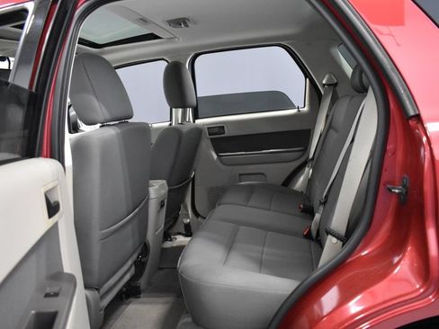 Used 2009 Ford Escape XLT FWD image 28