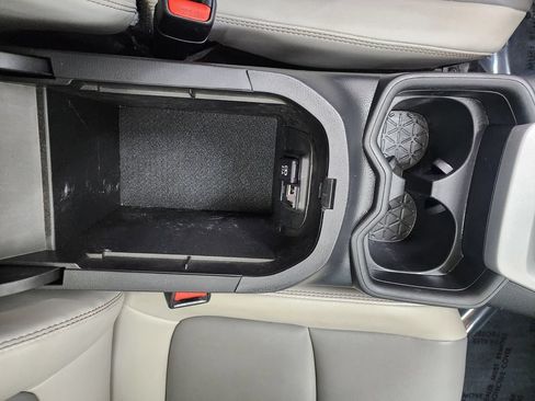 Used 2020 Toyota RAV4 XLE Premium AWD/4WD image 22