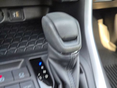 Used 2025 Toyota RAV4 LE FWD image 29