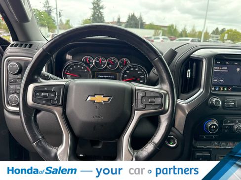 Used 2020 Chevrolet Silverado 1500 LTZ image 15