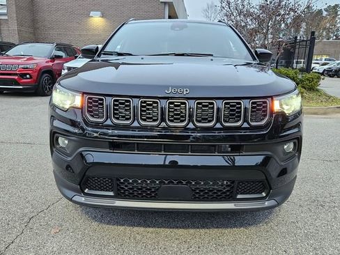 New 2026 Jeep Compass Latitude image 2