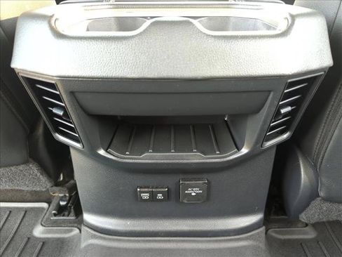 Used 2023 Toyota Tundra Limited w/ Power Package AWD/4WD image 17