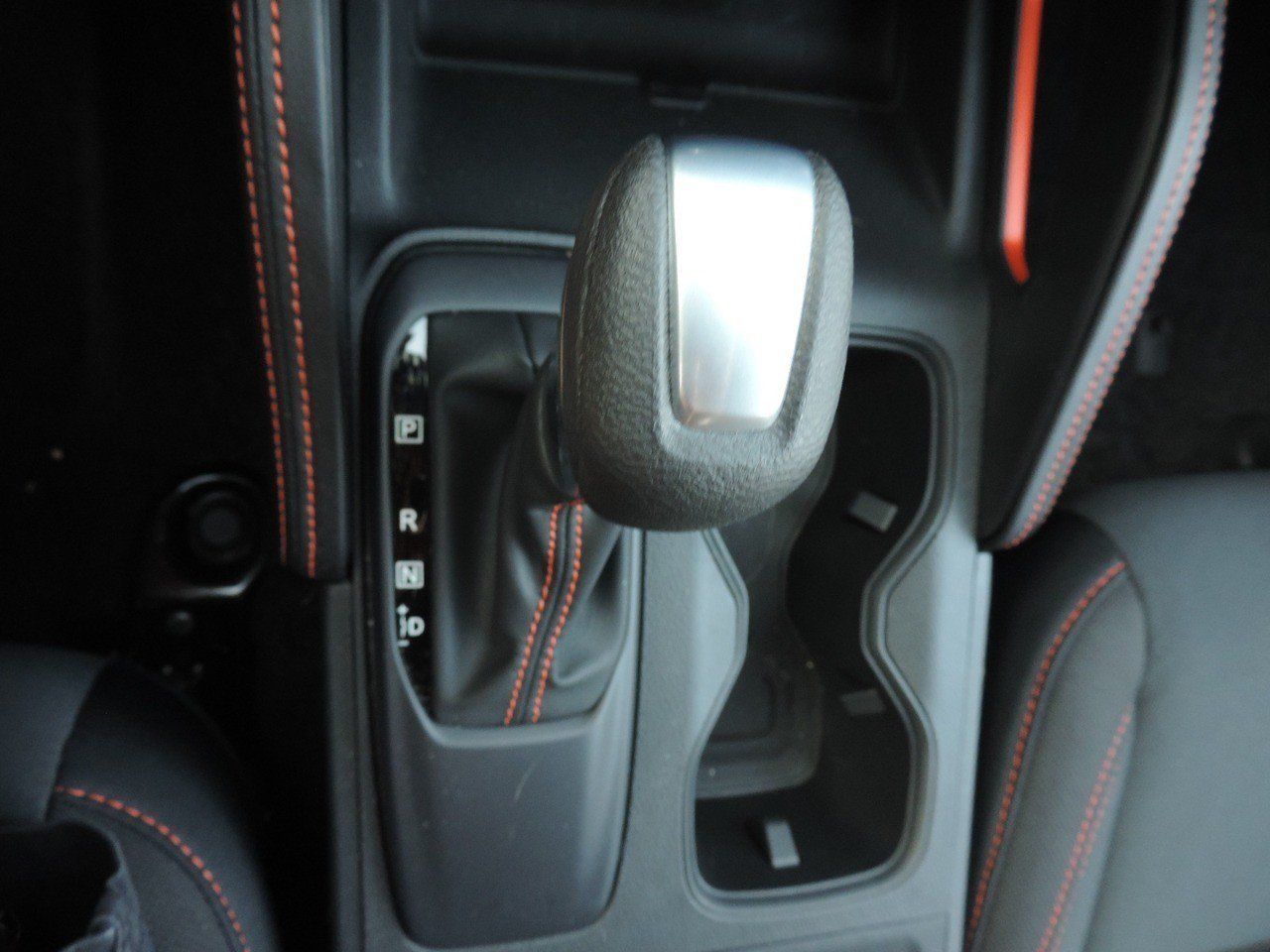 Used 2026 Nissan Frontier Pro-X w/ Pro-X Convenience Package RWD image 24