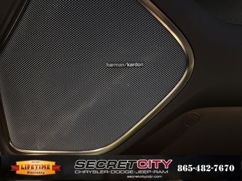 Used 2025 RAM 1500 Limited image 13