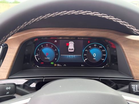 New 2026 Volkswagen Atlas SE FWD image 19