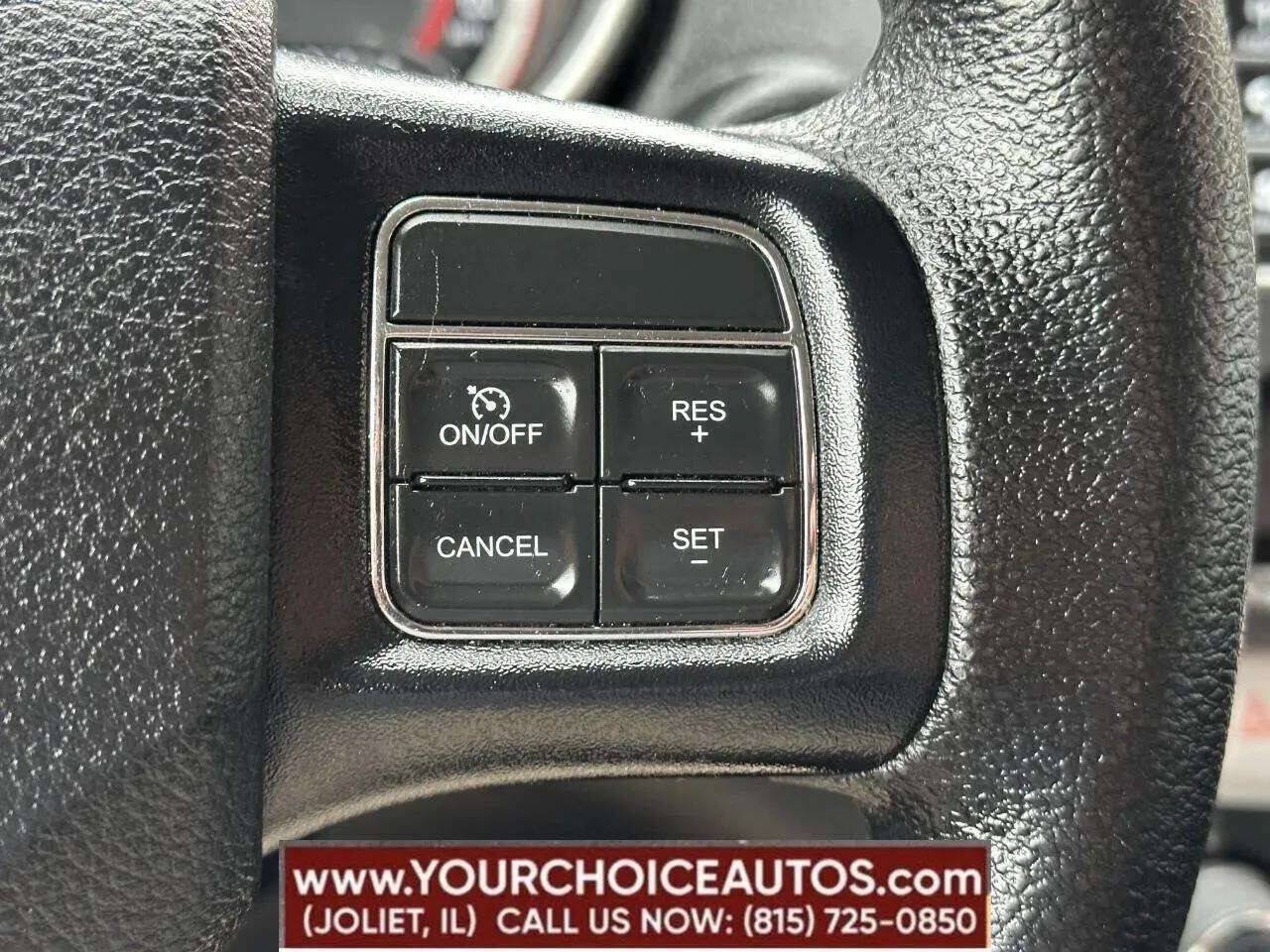 Used 2020 Dodge Journey SE FWD image 35