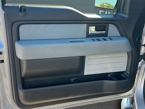 Used 2014 Ford F150 XLT w/ Equipment Group 302A Luxury image 18