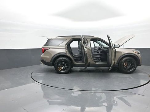 New 2026 Ford Explorer Tremor w/ Tremor Ultimate Package AWD/4WD image 43