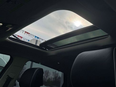 Used 2023 Genesis GV80 3.5T image 18