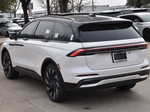 New 2026 Lincoln Nautilus Reserve w/ Jet Appearance Package image 9