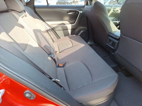 Used 2024 Toyota RAV4 SE w/ Weather & Moonroof Package AWD/4WD image 32