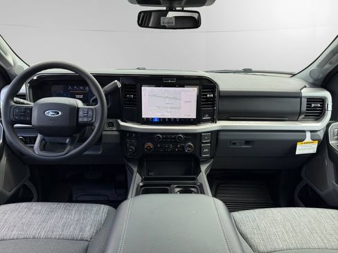 New 2026 Ford F250 XLT w/ XLT Premium Package AWD/4WD image 10