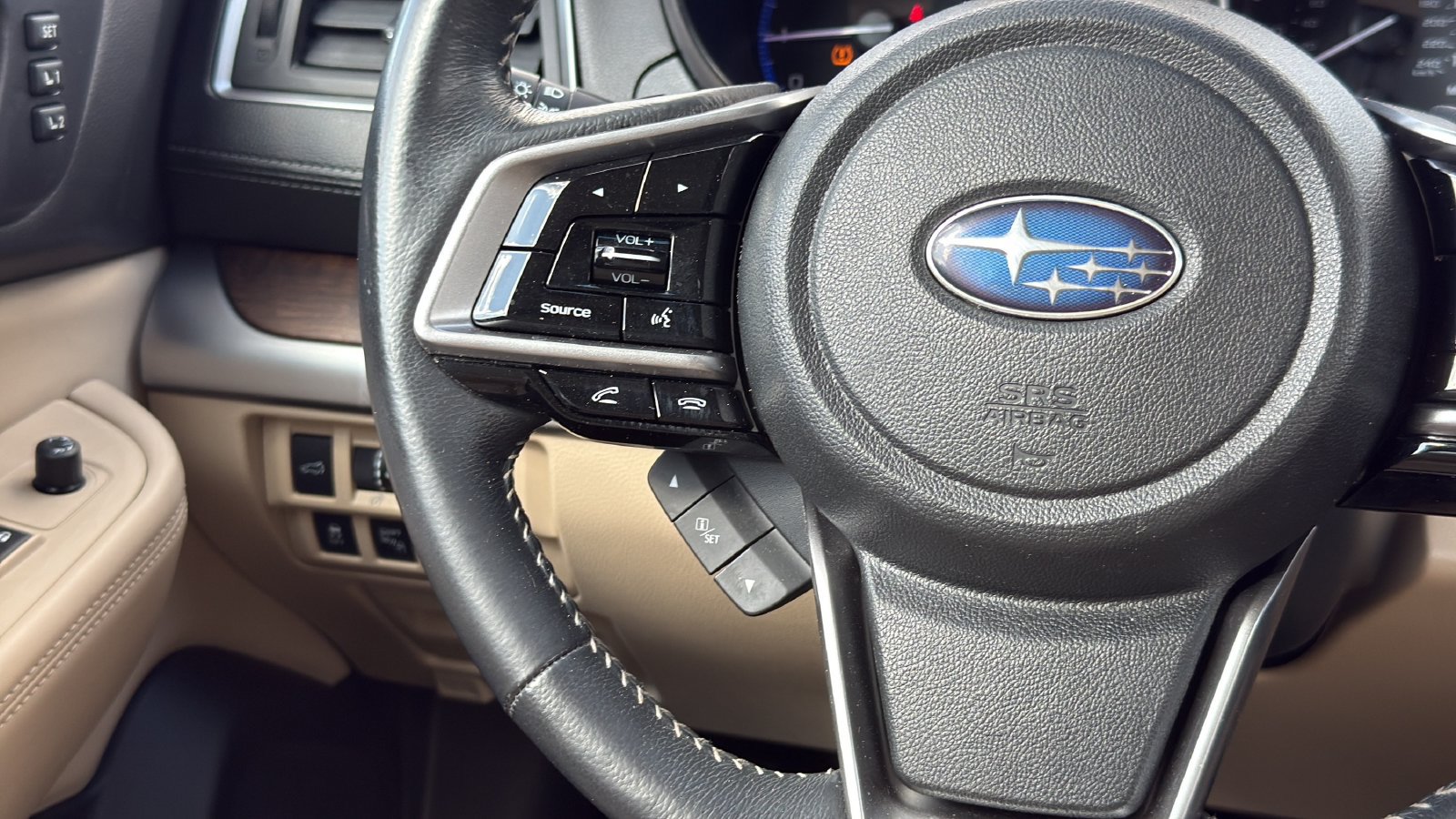 Used 2018 Subaru Outback 2.5i Limited AWD/4WD image 16