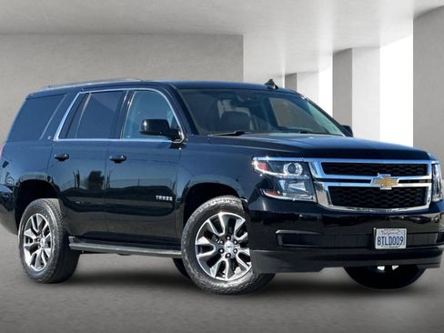 Used 2017 Chevrolet Tahoe LT image 1