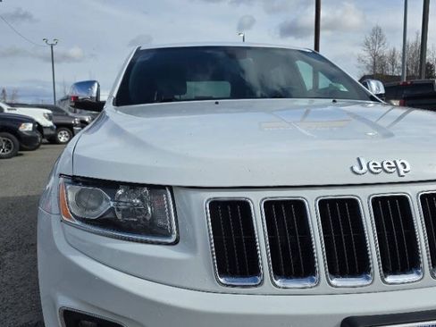 Used 2014 Jeep Grand Cherokee Limited AWD/4WD image 3