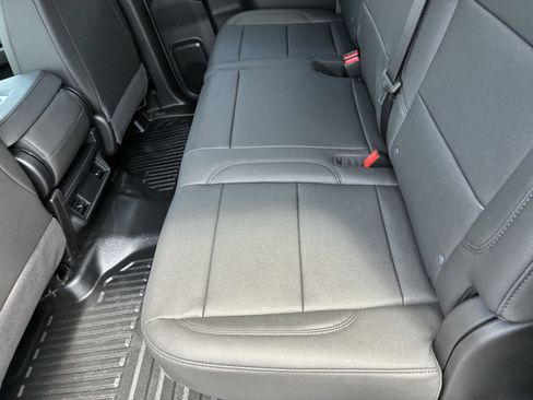 New 2026 Chevrolet Silverado 3500 W/T AWD/4WD image 15