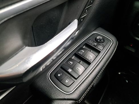 Used 2020 RAM 1500 Laramie w/ Sport Appearance Package image 25